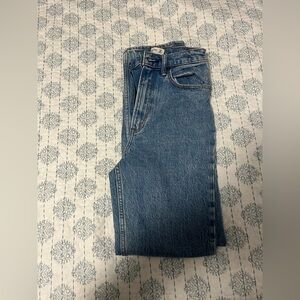 Abercrombie Ultra High Rise Curve Love “The 90s Straight” Jeans size 24R (00)